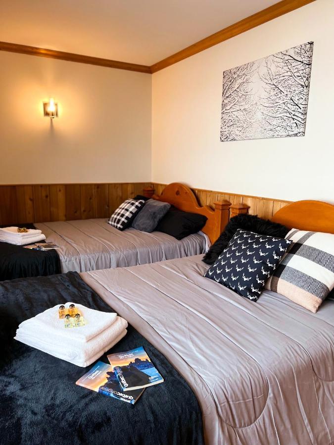 Auberge Au Poste De Traite Sainte-Famille Zewnętrze zdjęcie