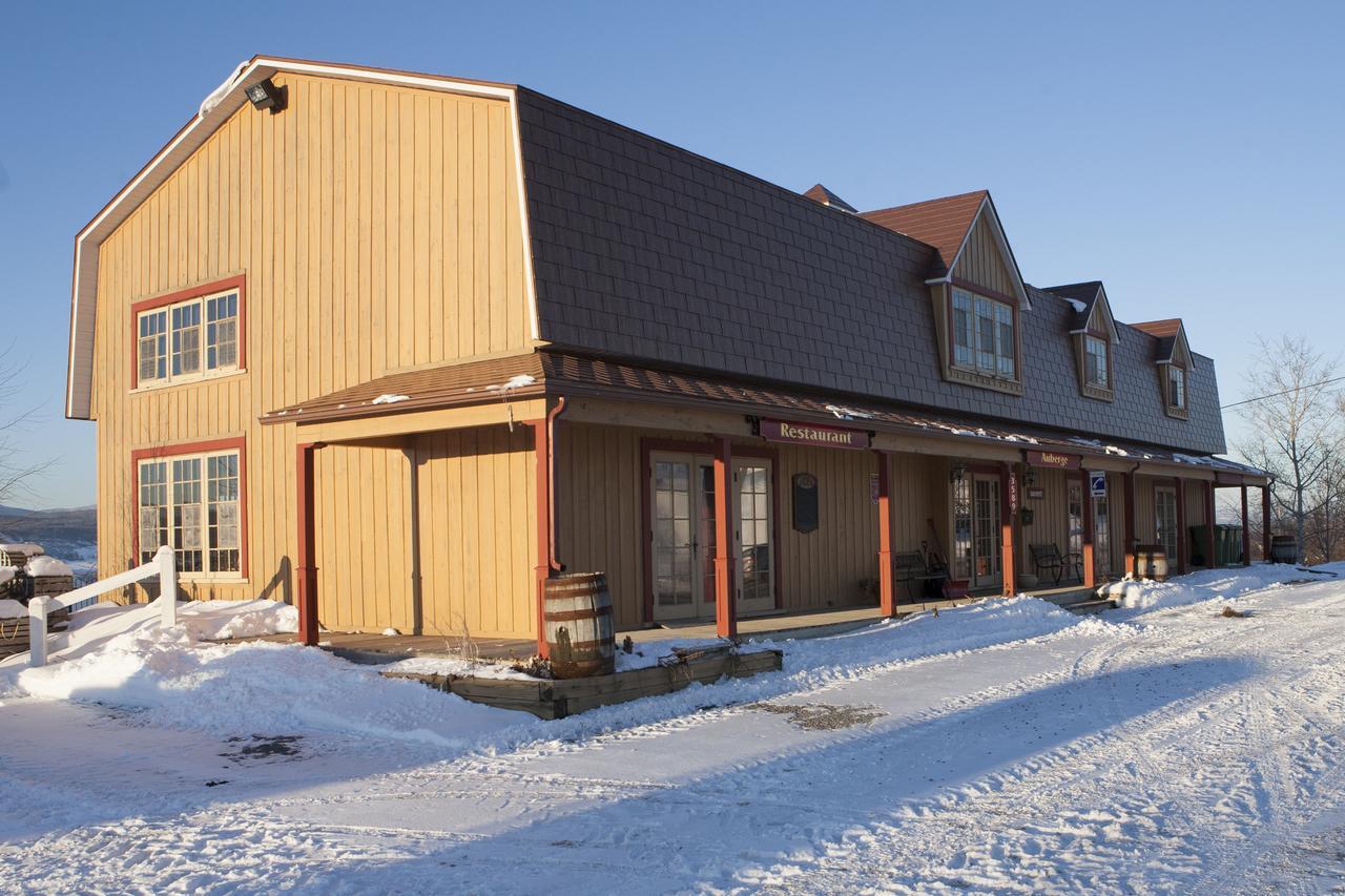 Auberge Au Poste De Traite Sainte-Famille Zewnętrze zdjęcie